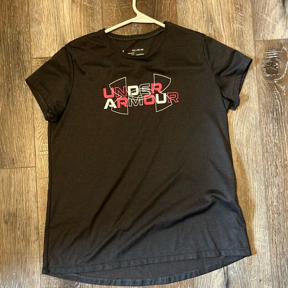 Under Armor T-Shirt